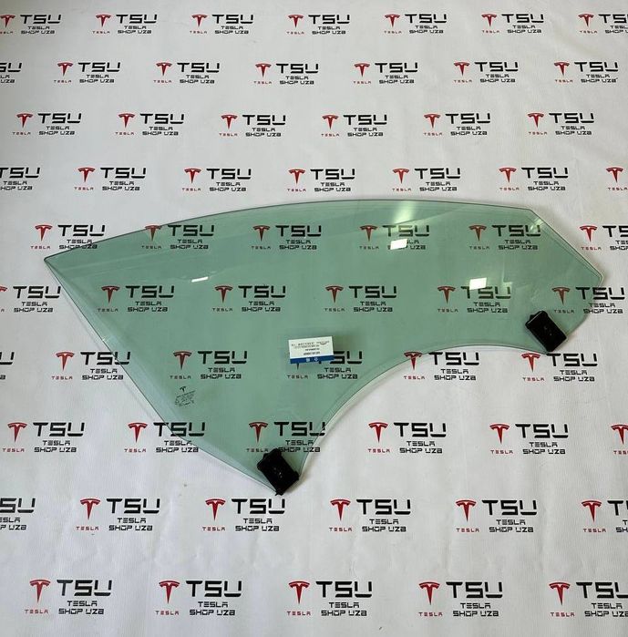 Передние и задние дверные окна Tesla M3/MY