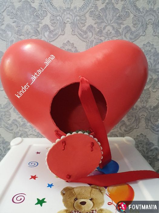 Упаковка для подарка в стиле "Love is..."