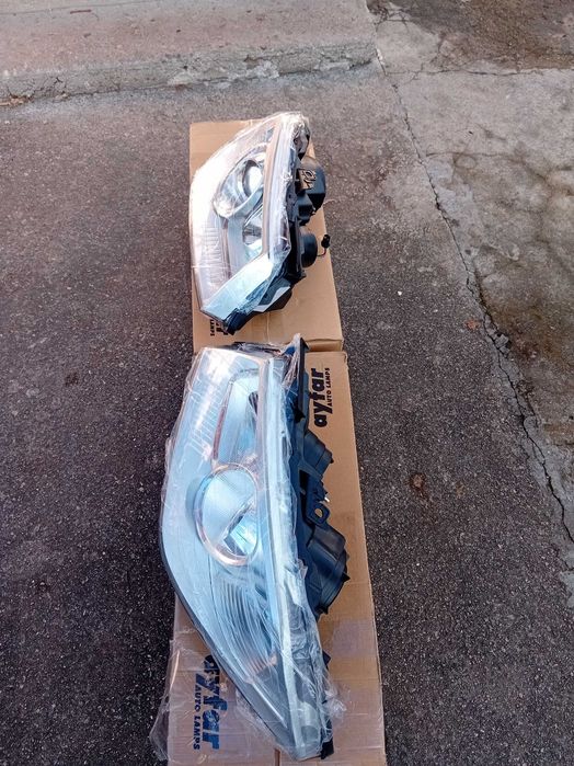 Фар Рено Меган 2 Фейс НОВ