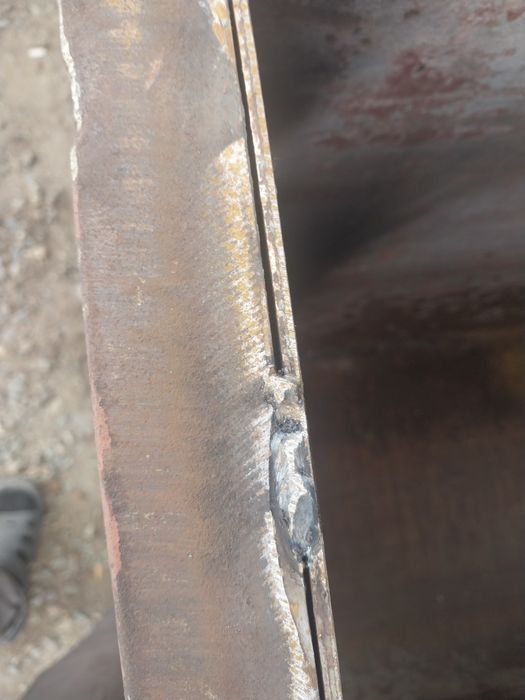 Продам срочна мусорная бак