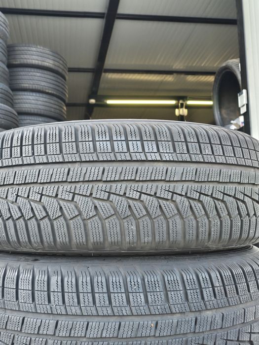 2 Броя 235/60/18 Hankook 6,5mm