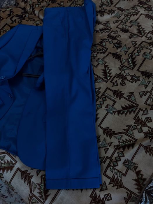 Продам костюм мужской