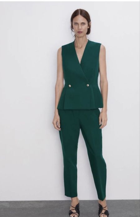 Комплект    Зара