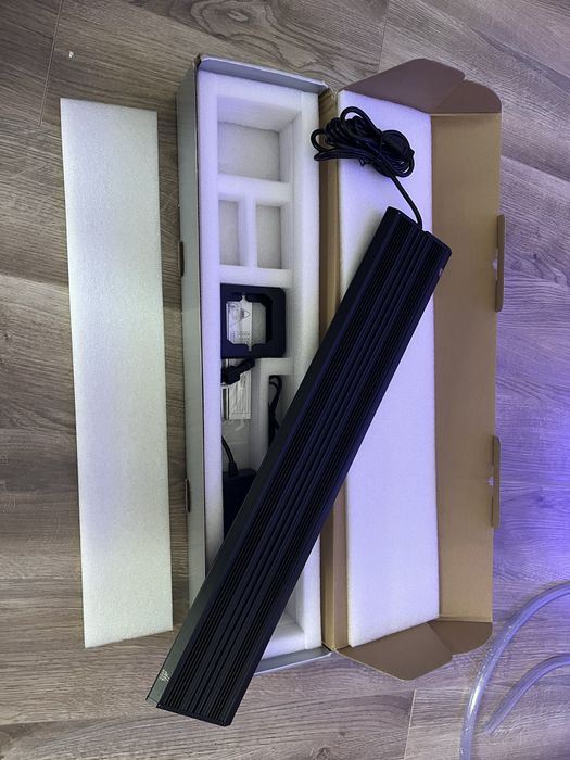 Acvariu cu stand