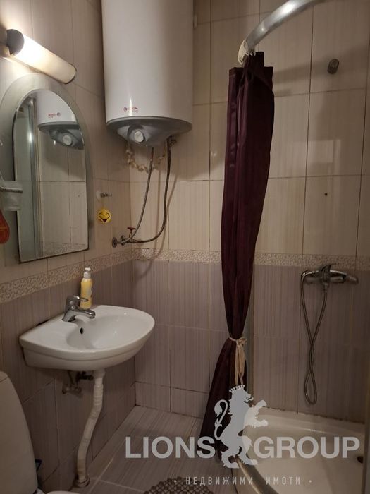 Продава се Двустаен апартамент в Варна, Левски - 88 кв.м за 1072 €/кв.м - Снимка #11