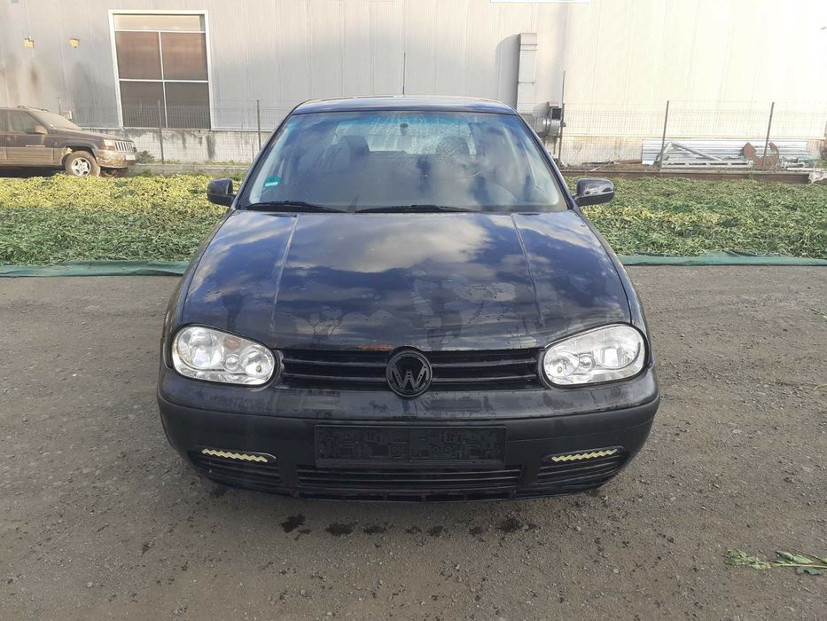 Golf 4. 1.6 SR. 101к.с.