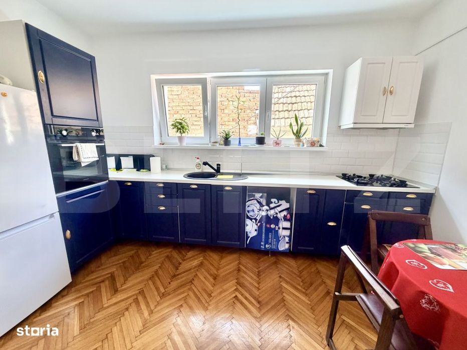 Duplex spatios de inchiriat 250 mp, 3 niveluri, posibilitate business,