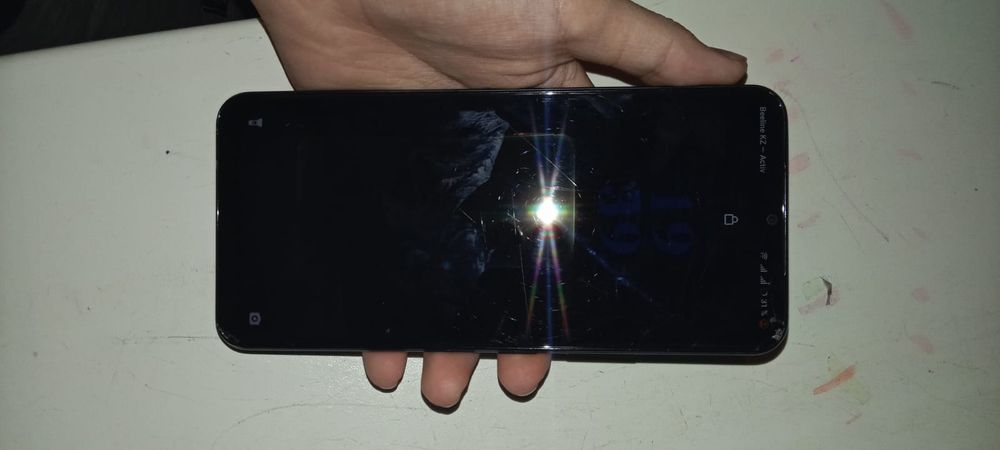 Продается телефон виво