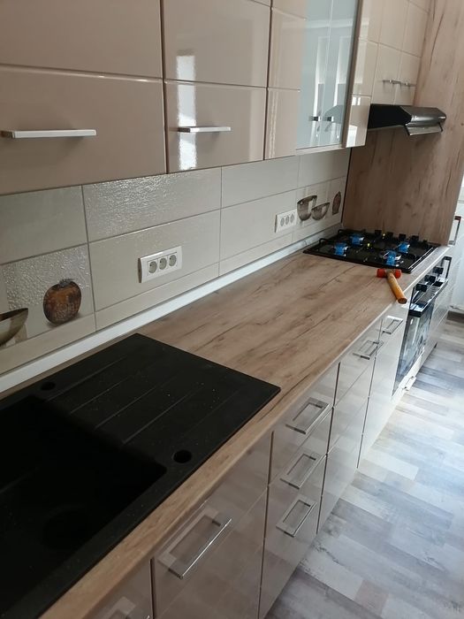 Vând Garsonieră Confort 1 Sporit, modificată în 2 Camere | 43 mp | Complet Renovată și Utilată