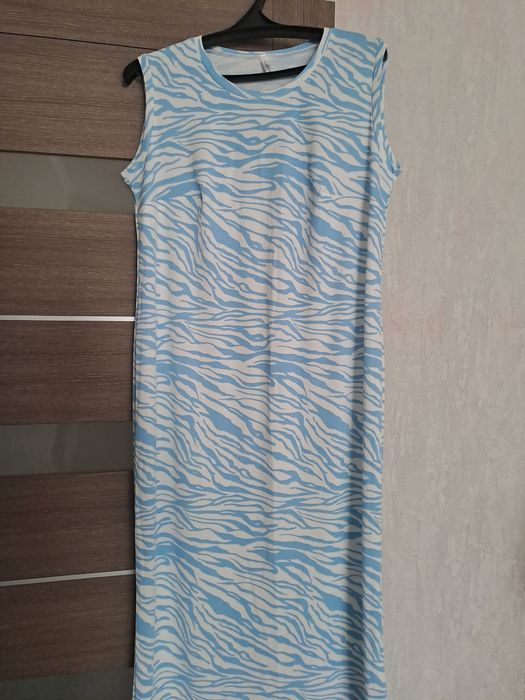 Продам женскую одежду