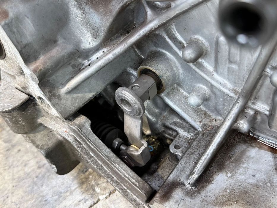 CUTIE VITEZE AUTOMATA Honda Accord VIII CU 2.0 i Petrol 156 hp / 115 kW 2008 - 2015 R20A3 , COD: MM4A , MM4A-1009857 , 9RL2EA6 2007- 2012