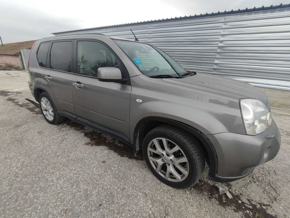 Nissan Xtrail 2.0d на части кожа кейлес го камера