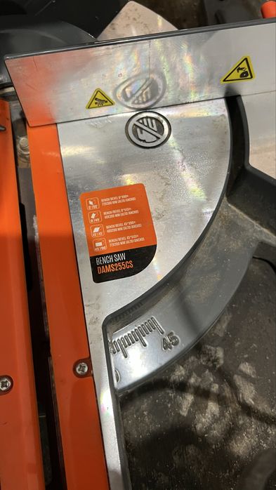 Настолен циркуляр DAEWOO