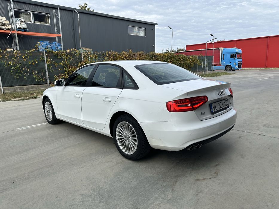 AUDI A4 2015 — imagine 4