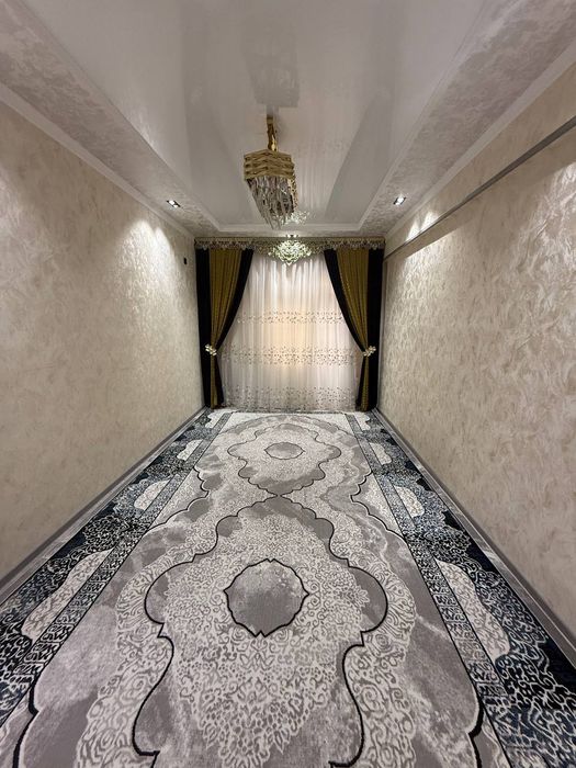 Tinchlik plazani oldida 23 maktab xon saroy domlaridan 3 xonali