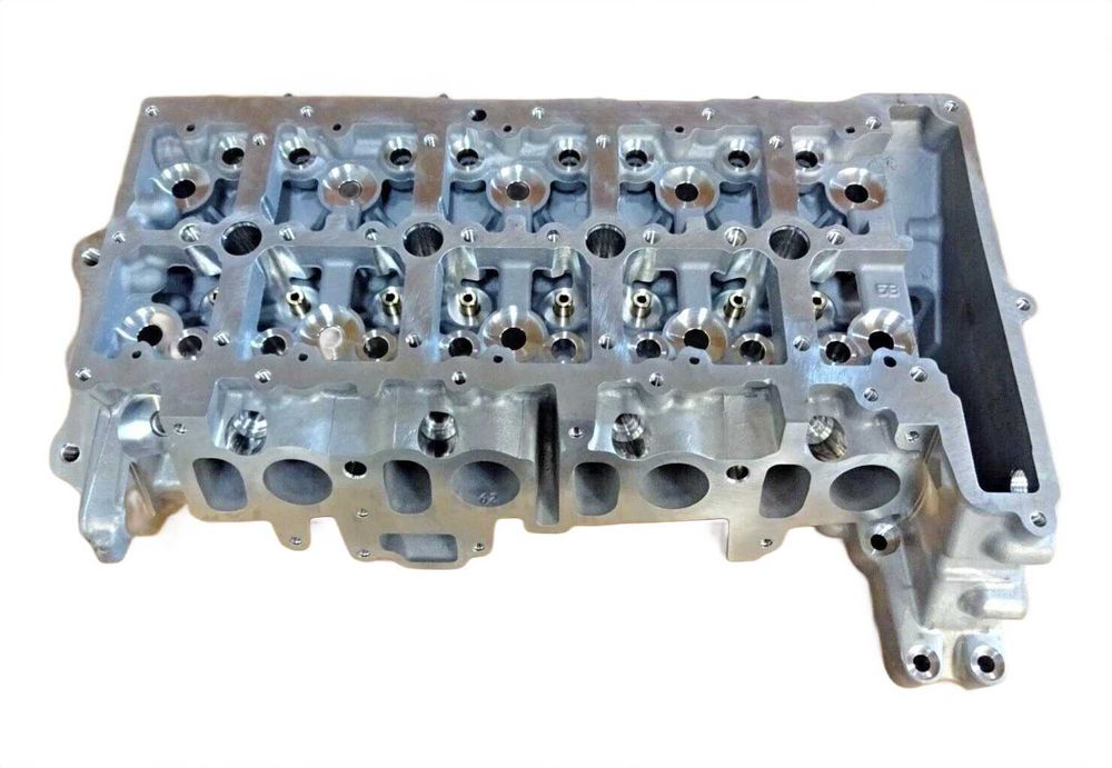 Нова Цилиндрова глава MINI 1,6 D R55 R56 R57 R60 N47C16A 7812608