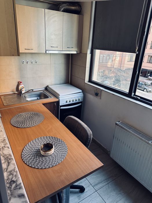 Apartament 2 Camere Rosu