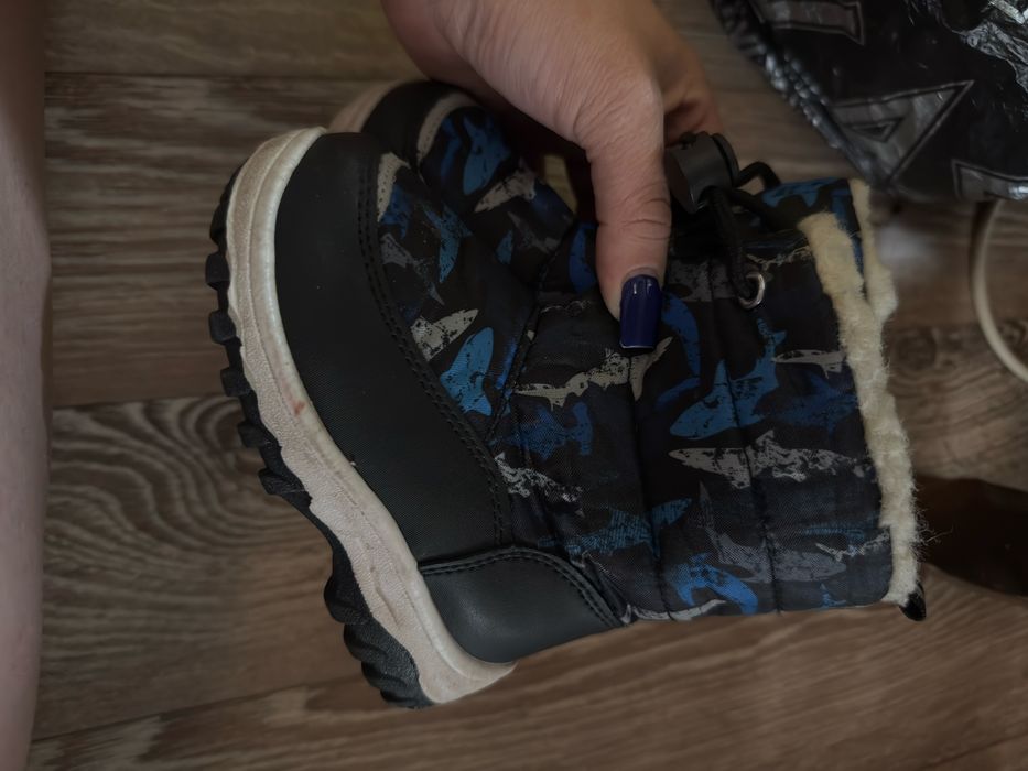 Детские ботинки