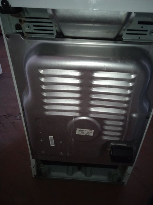 Продам электроплиту