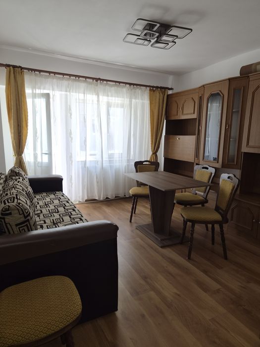 Închiriez garsonieră proaspăt renovată - 28 mp