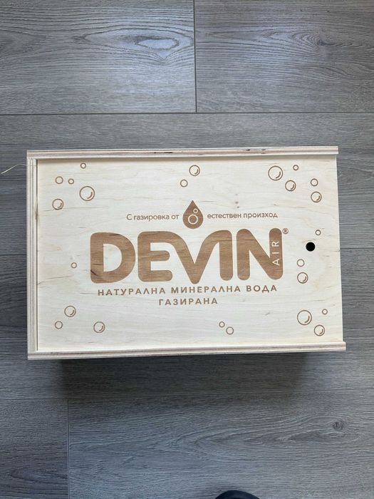 Луксозна кутия метален шейкър чаши +аксесоари Devin подход. за подарък