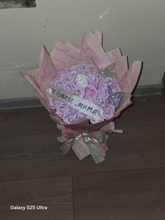 Buchet rose 37 din săpun