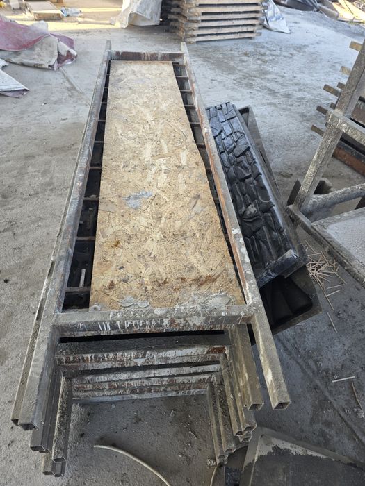 Targi / palci de gard si stalpi / placi din beton 50