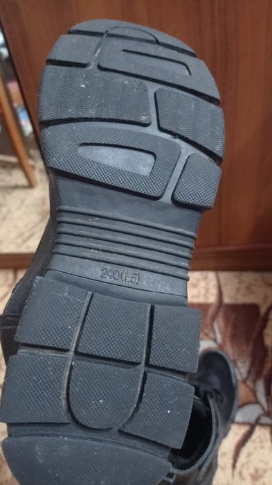 Ботинки для девочки