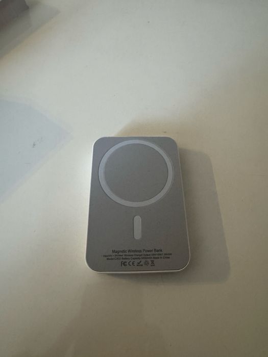 MagSafe безжичен power bank 5000 mAh