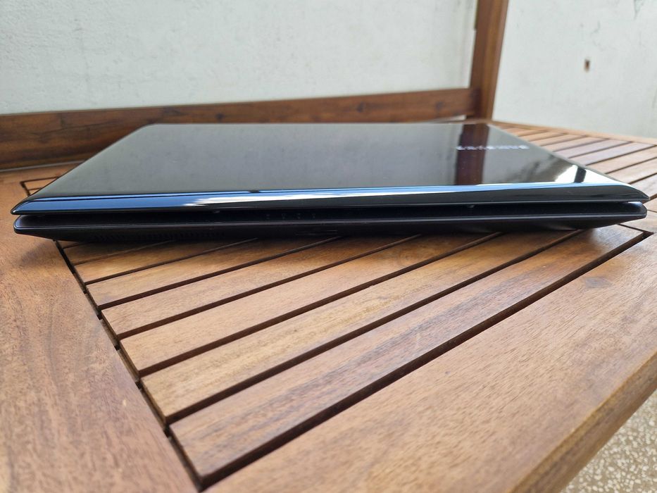 SAMSUNG RF511 | i5 | 8GB RAM | SSD 128GB + HDD 640GB | NVIDIA® GT540M