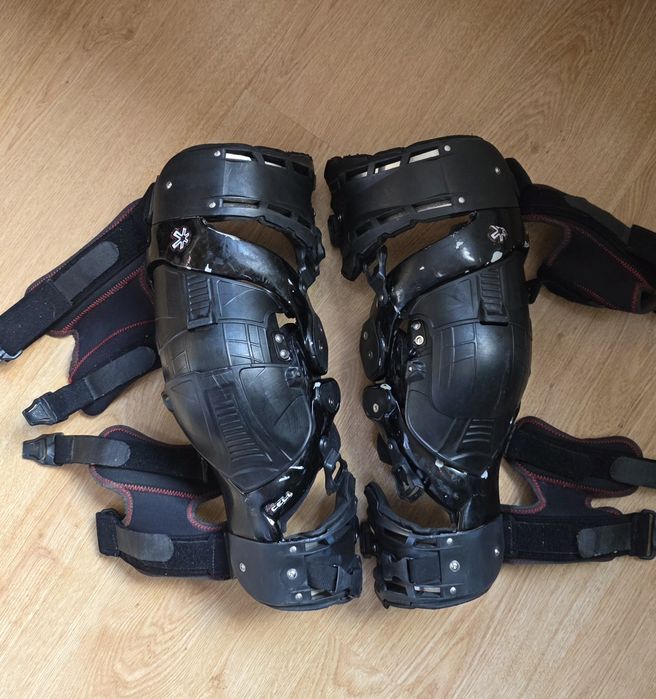 Orteze enduro Asterisk cell ultra 2 (nu Alpinestars, Leatt, Thor)