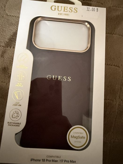 Кейс за iphone 18 pro max