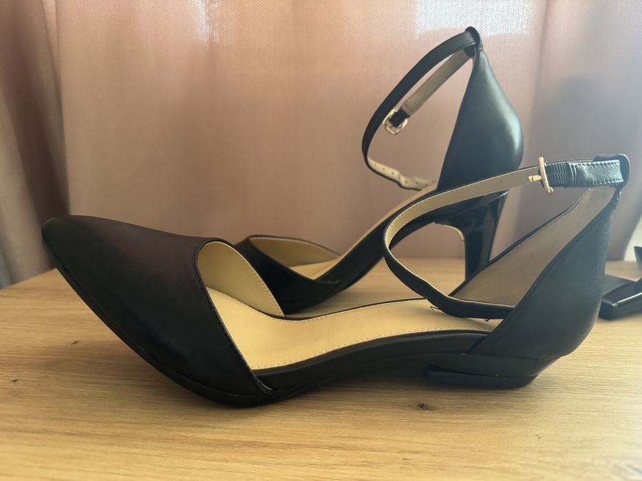 Конвертируеми (Convertible) обувки - ново - 38