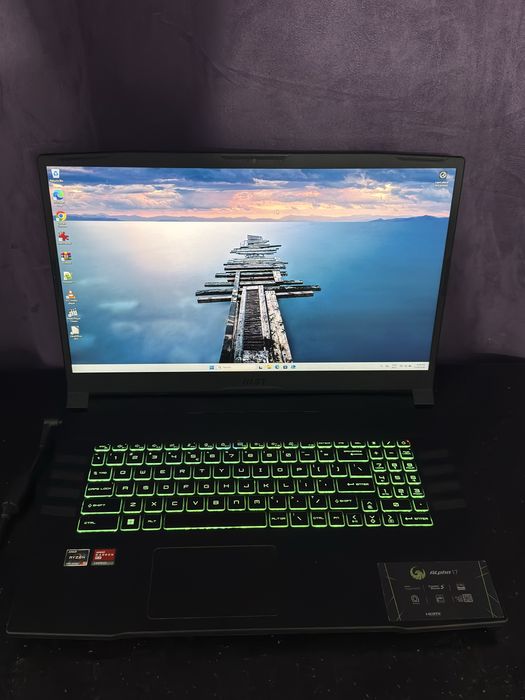 Laptop MSI Alpha 17 B5EEK-026XRO
