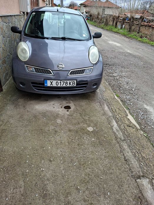 Продавам Нисан Микра 2009 за 1500 евро,бензин.