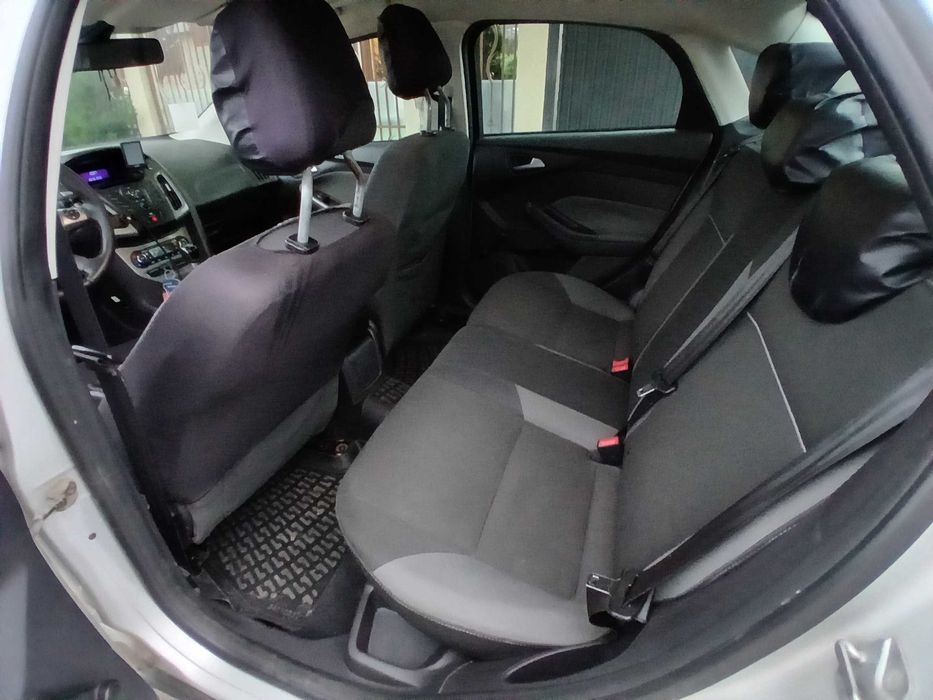 Vand ford focus mk3 2011 sedan