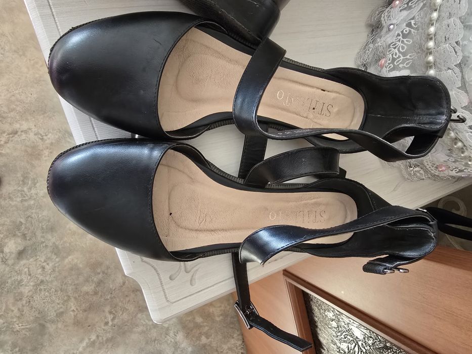 Летние и весенние обуви