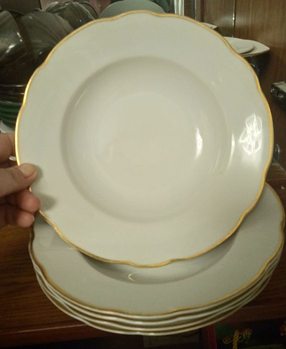 Тарелки суповые в ассортименте