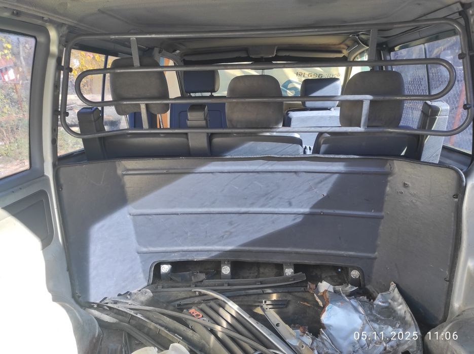 Dezmembrez Mercedes Vito