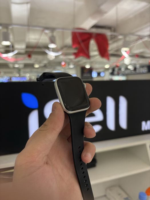 Apple Watch SE 2 44m