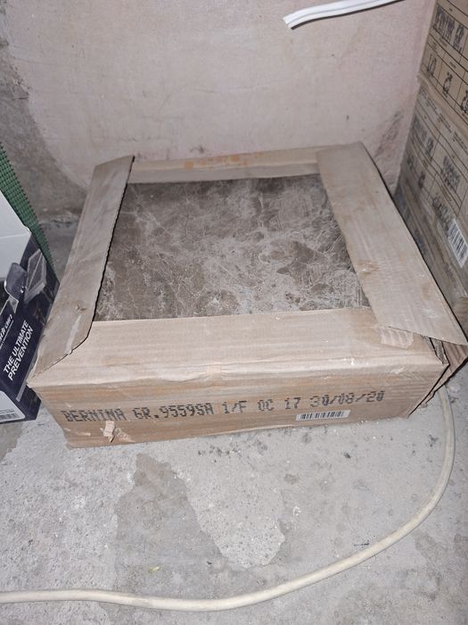 Плочки за баня/тоалетна. Чисто нови