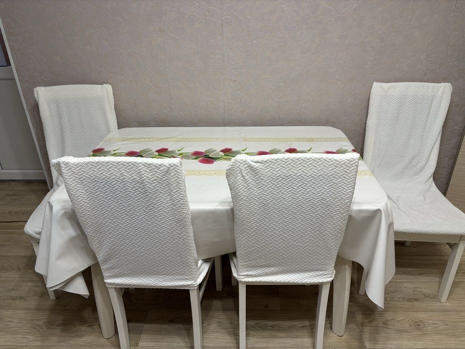 Продам стол со стульями