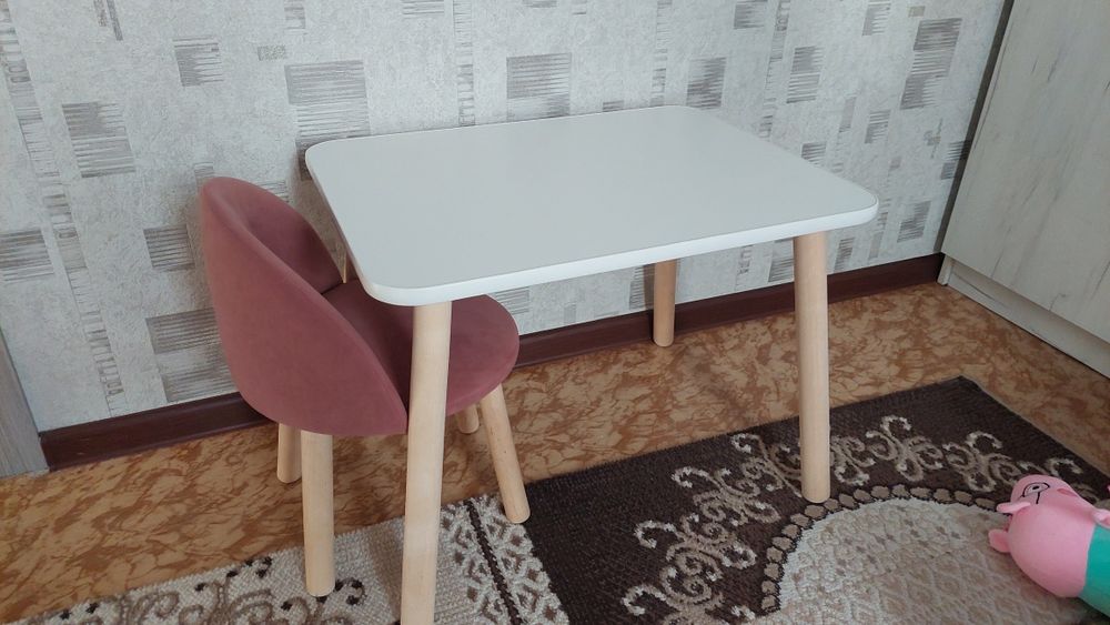 Продам детский стол со стулом от 1+ года