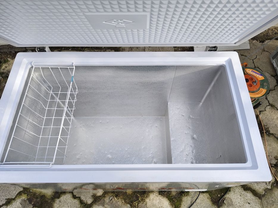 Продаётся морозильник