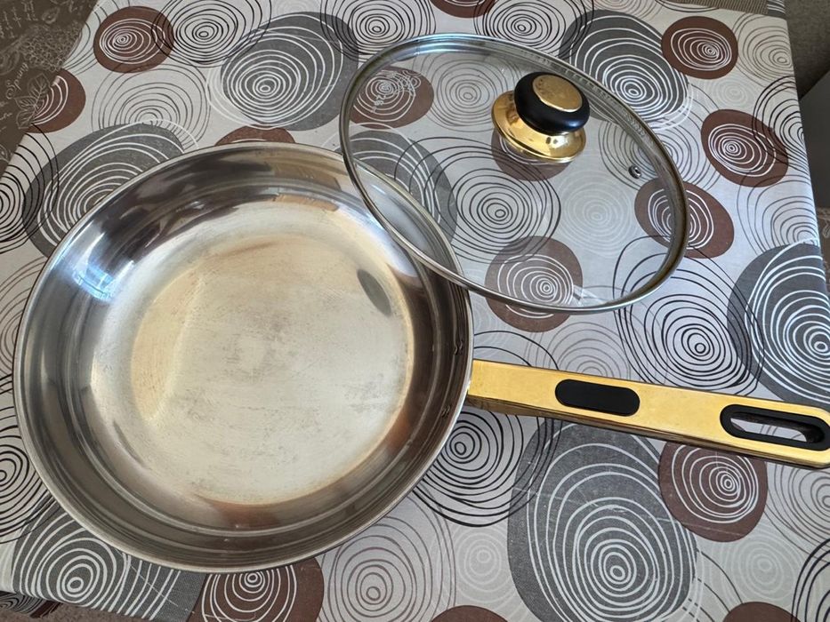 Сковорода диаметр 26см