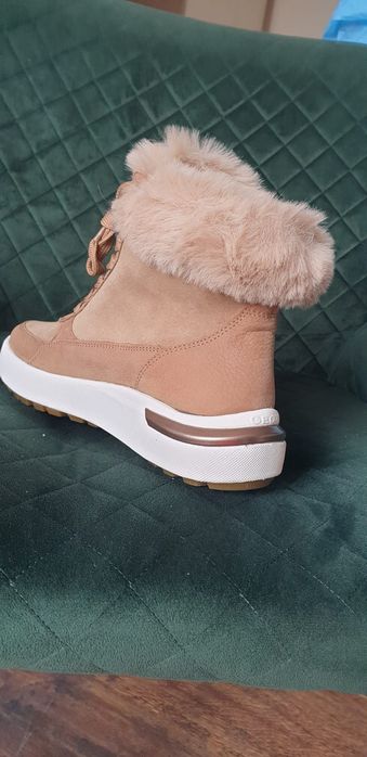 Ghete din piele Geox