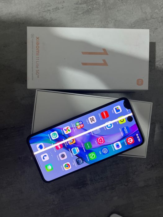 xiaomi mi 11 lite 5g 128гб, с коробкой