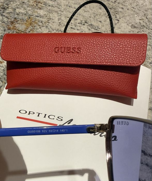 Оригинални слънчеви очила GUESS