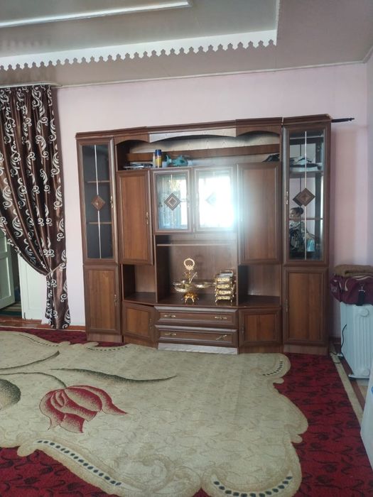 Сервант продается