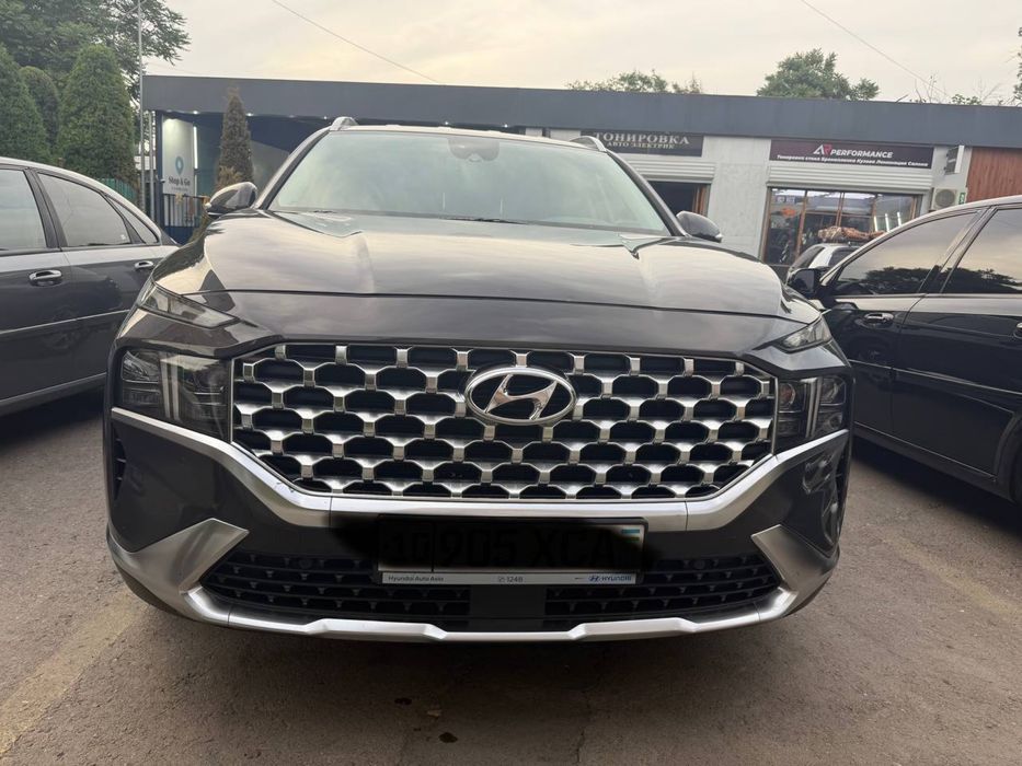 Moshna sotiladi Hyundai Santa FE 2022 yil